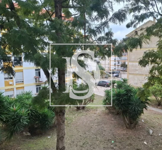 Apartamento T2 para Venda em Laranjeiro e Feijó Foto 4