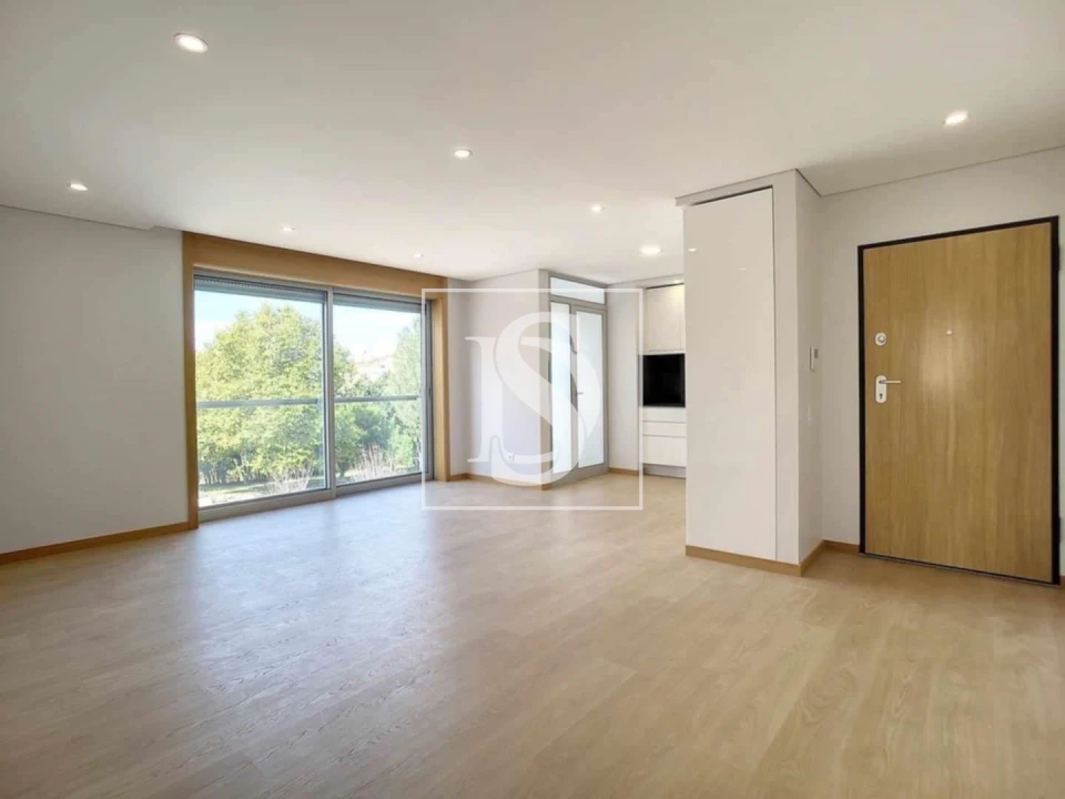 Apartamento T3 para Venda em Ermesinde Foto 2