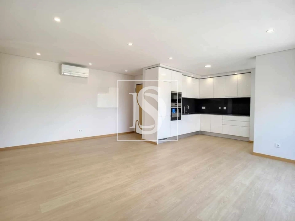 Apartamento T3 para Venda em Ermesinde Foto 1