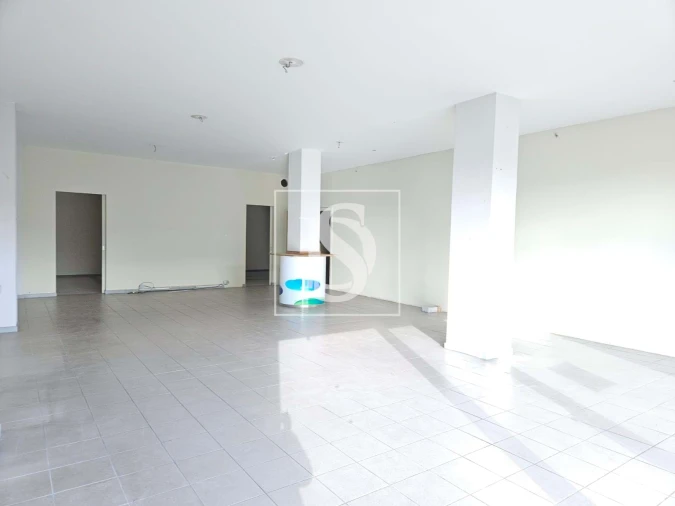 Negócio para Venda em Sé, Santa Maria e Meixedo Foto 10