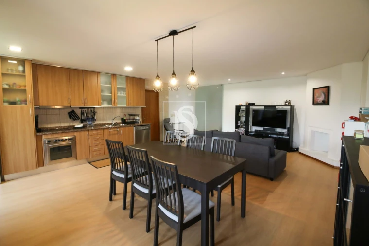 Apartamento T3 para Venda em Braga (Maximinos, Sé e Cividade) Foto 1