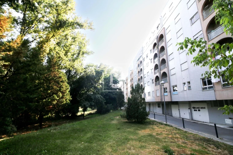 Apartamento T3 para Venda em Braga (Maximinos, Sé e Cividade) Foto 17