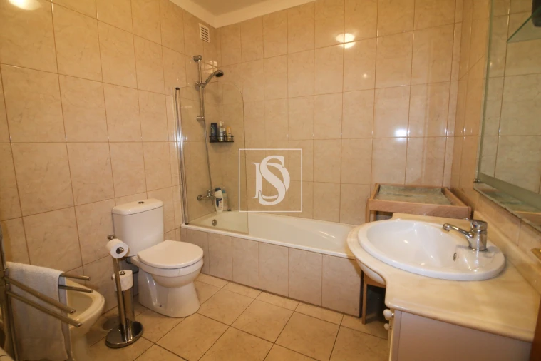 Apartamento T3 para Venda em Braga (Maximinos, Sé e Cividade) Foto 7