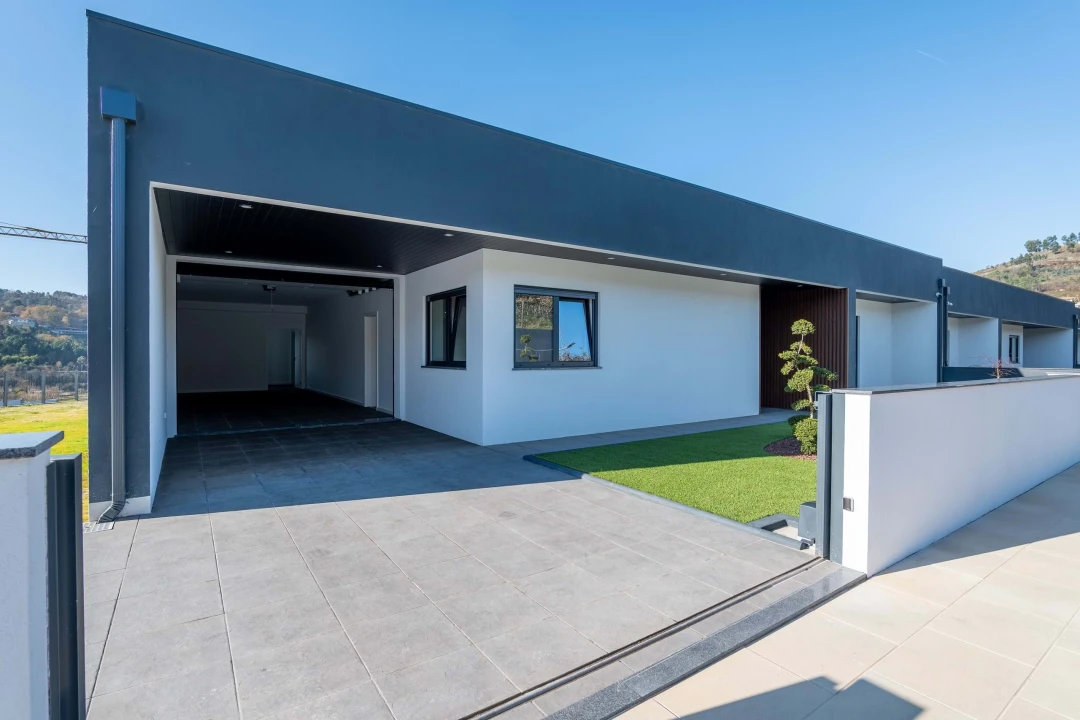 Moradia T3 para Venda em Gove Foto 1