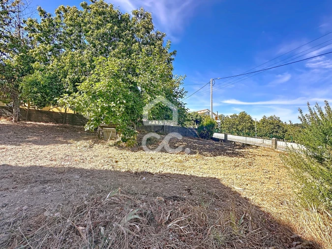 Moradia T3 para Venda em Serapicos Foto 25