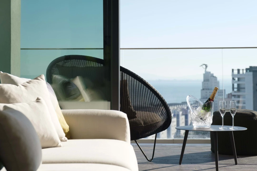 Apartamento T4 para Venda em Parque das Nações Foto 13