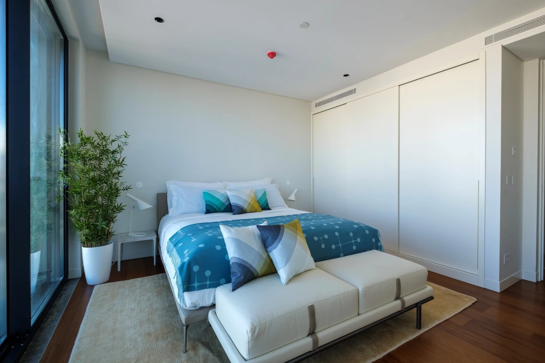 Apartamento T4 para Venda em Parque das Nações Foto 17