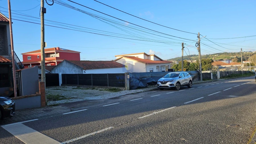 Moradia T3 para Venda em Caldas da Rainha - Santo Onofre e Serra do Bouro Foto 41