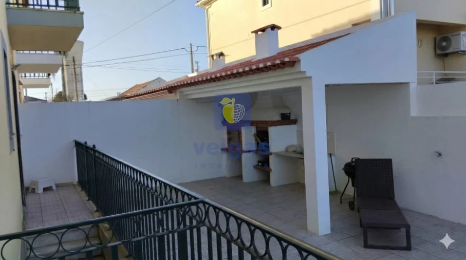 Moradia T4 para Venda em Peniche Foto 3