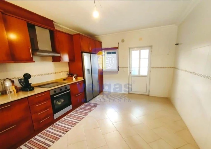 Moradia T4 para Venda em Peniche Foto 9