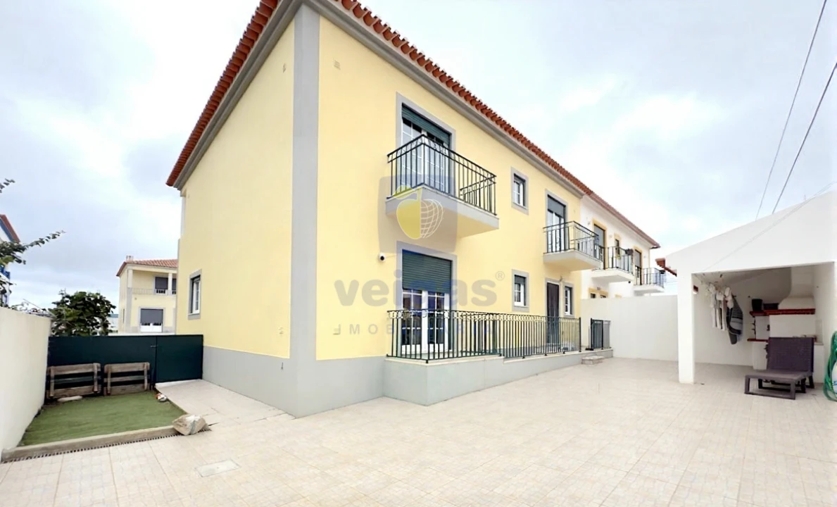 Moradia T4 para Venda em Peniche Foto 2