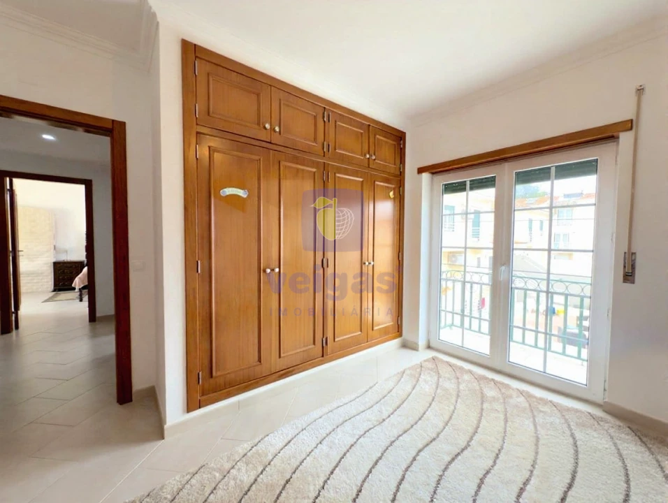 Moradia T4 para Venda em Peniche Foto 16