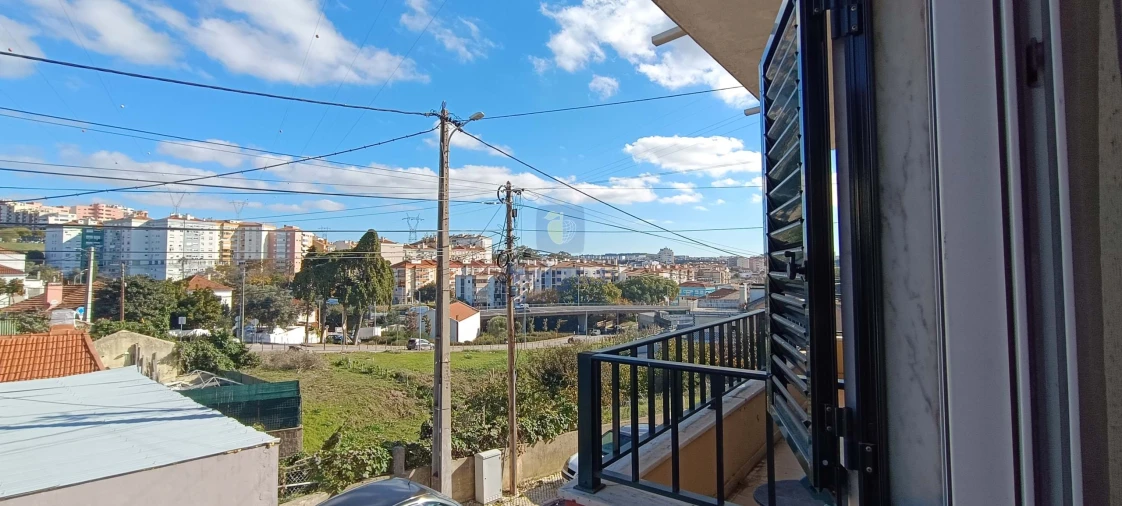 Moradia T6 para Venda em Odivelas Foto 41