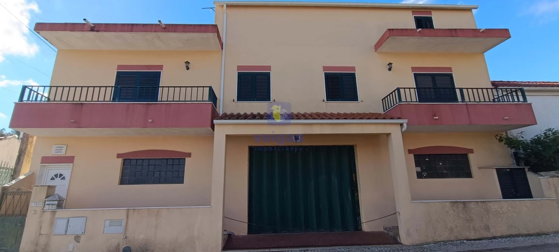 Moradia T6 para Venda em Odivelas Foto 3