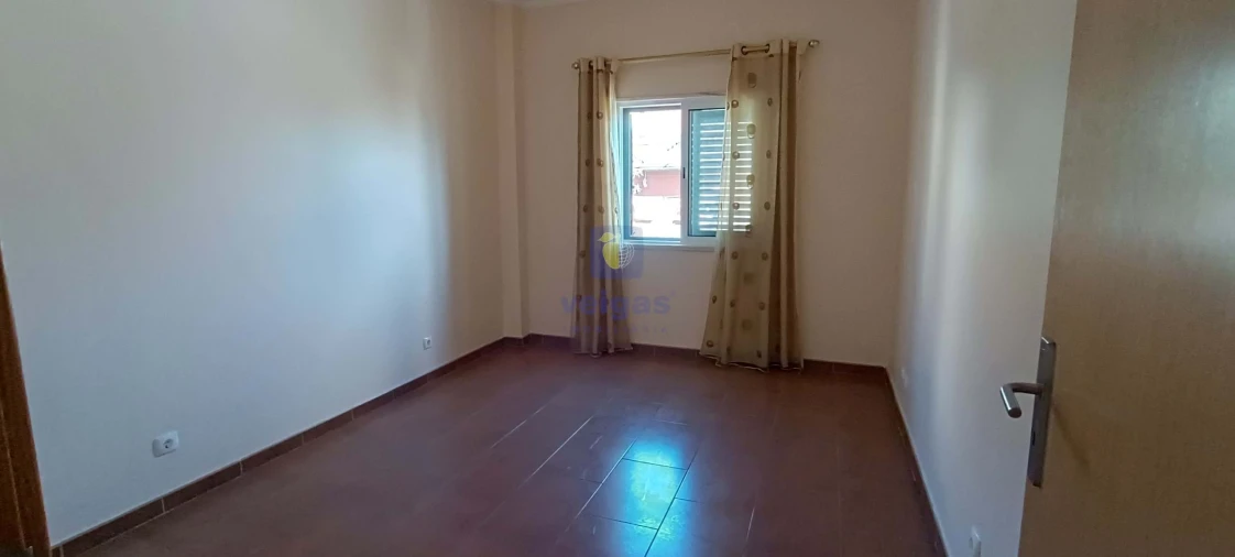 Moradia T6 para Venda em Odivelas Foto 45