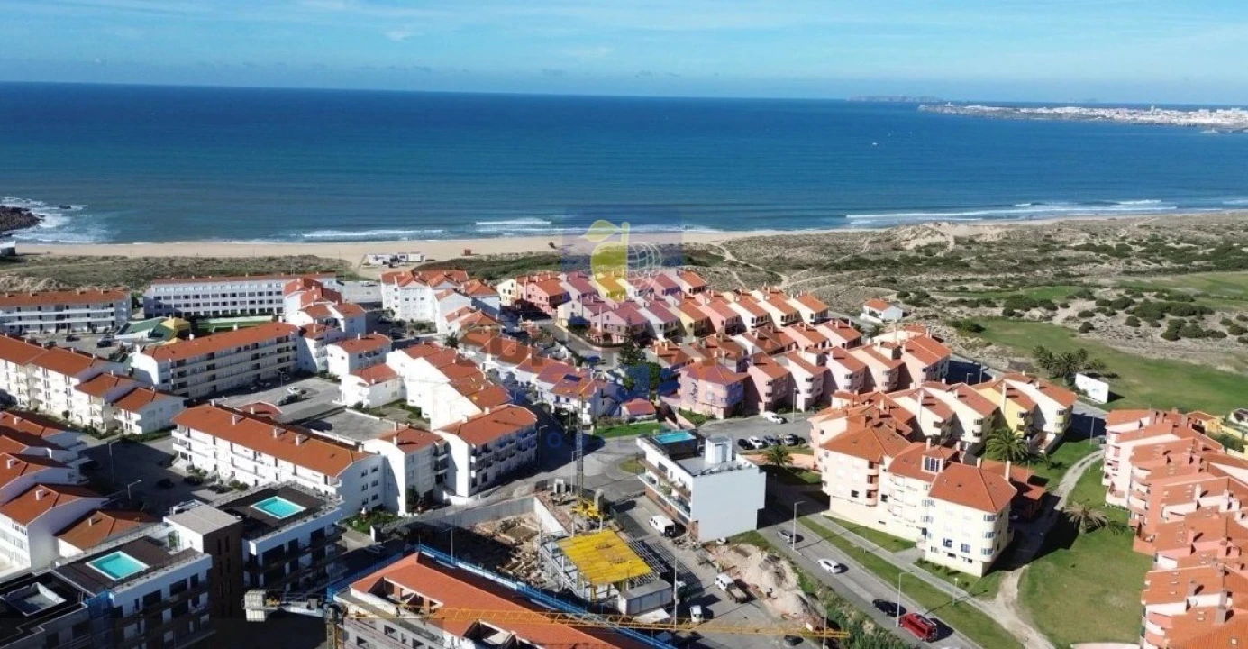 Apartamento T2 para Venda em Atouguia da Baleia Foto 12