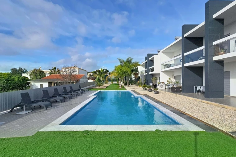 Apartamento T2 para Venda em Guia Foto 2