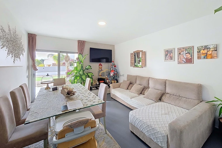 Apartamento T2 para Venda em Guia Foto 13