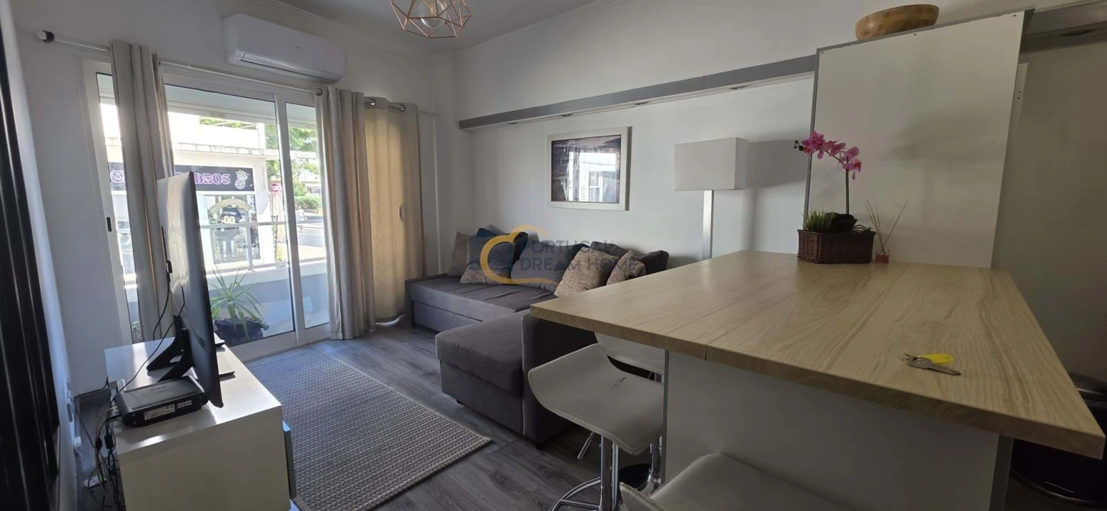 Apartamento T1 para Venda em Albufeira e Olhos de Água Foto 2