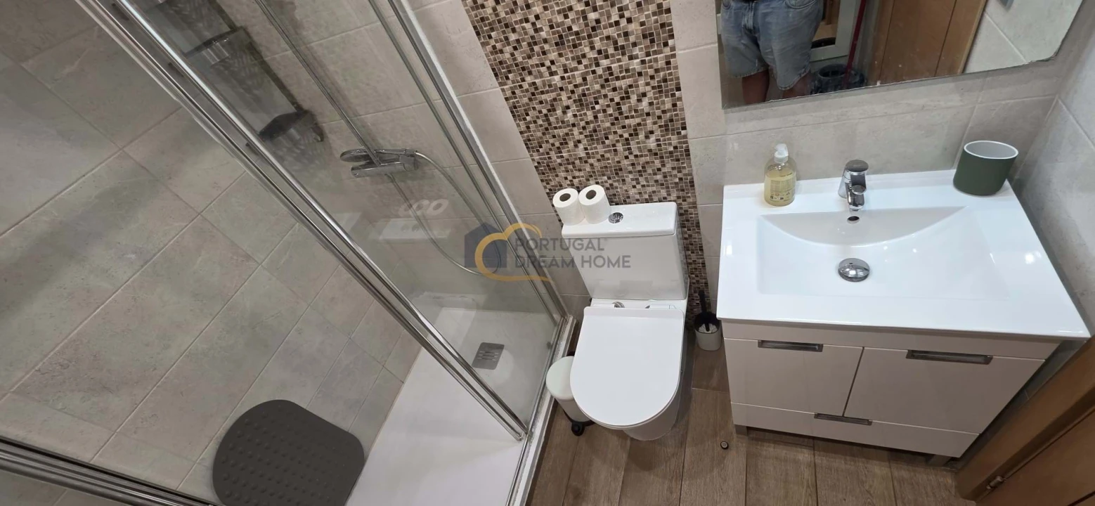 Apartamento T1 para Venda em Albufeira e Olhos de Água Foto 9