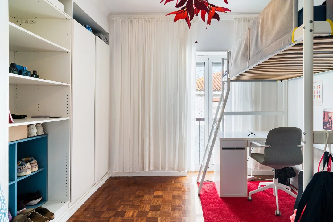 Apartamento T3 para Venda em Carcavelos e Parede Foto 17