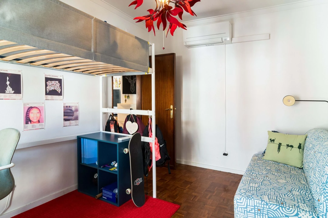 Apartamento T3 para Venda em Carcavelos e Parede Foto 18