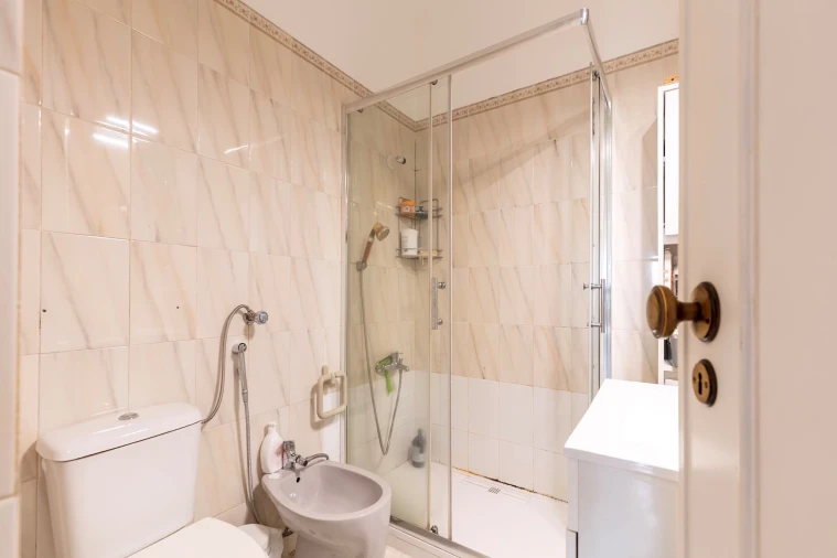 Apartamento T1 para Venda em Oeiras e São Julião da Barra, Paço de Arcos e Caxias Foto 13