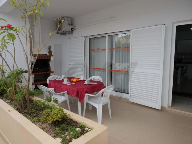 Apartamento T1 para Venda em Guia Foto 24