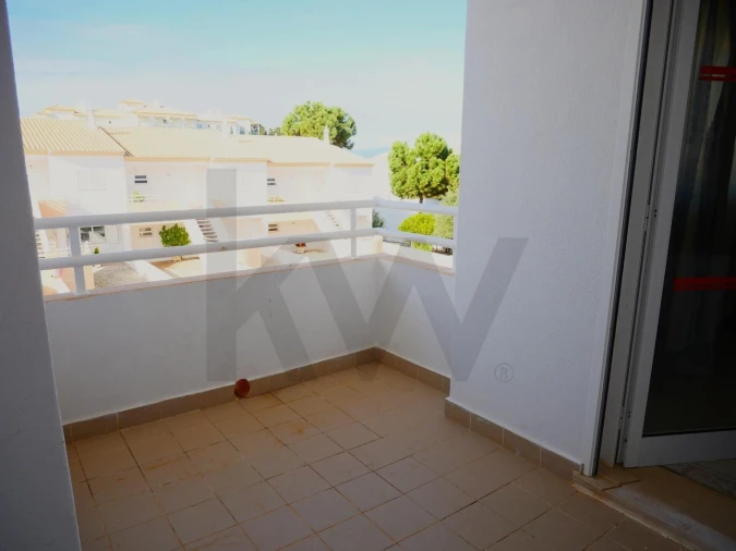 Apartamento T1 para Venda em Guia Foto 4