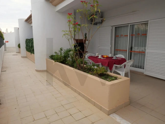 Apartamento T1 para Venda em Guia Foto 23