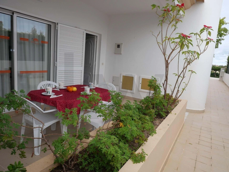 Apartamento T1 para Venda em Guia Foto 26