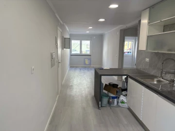 Apartamento T2 para Venda em Benfica