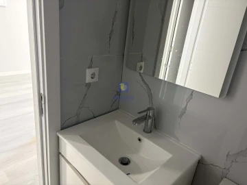 Apartamento T2 para Venda em Benfica