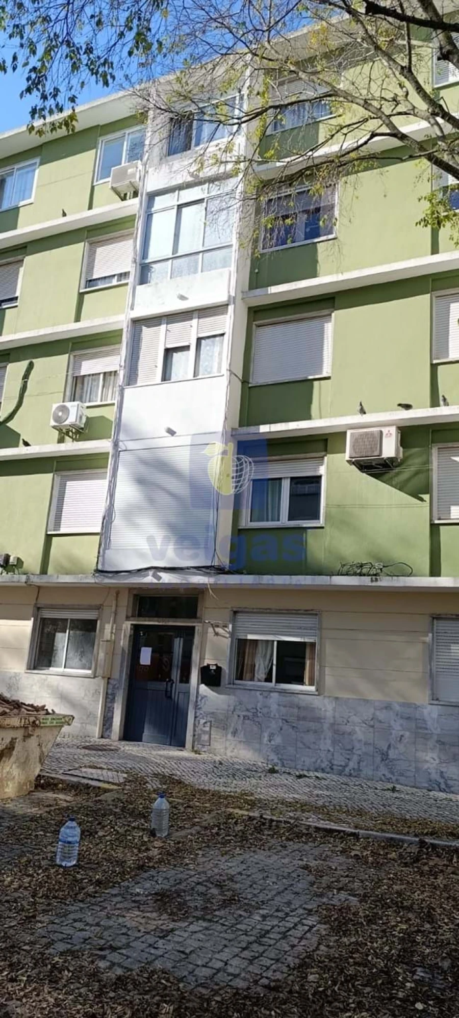 Apartamento T2 para Venda em Benfica Foto 9
