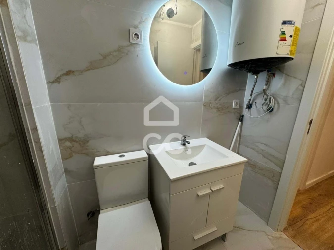 Apartamento T1 para Venda em Porto Salvo Foto 7