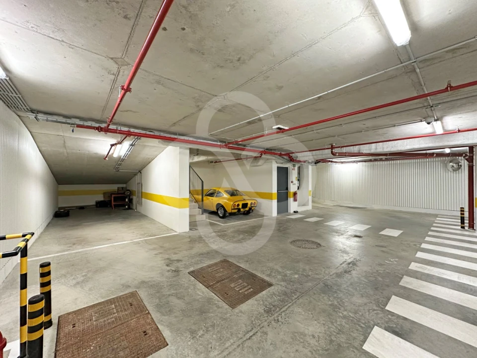 Apartamento T2 para Venda em Lumiar Foto 48