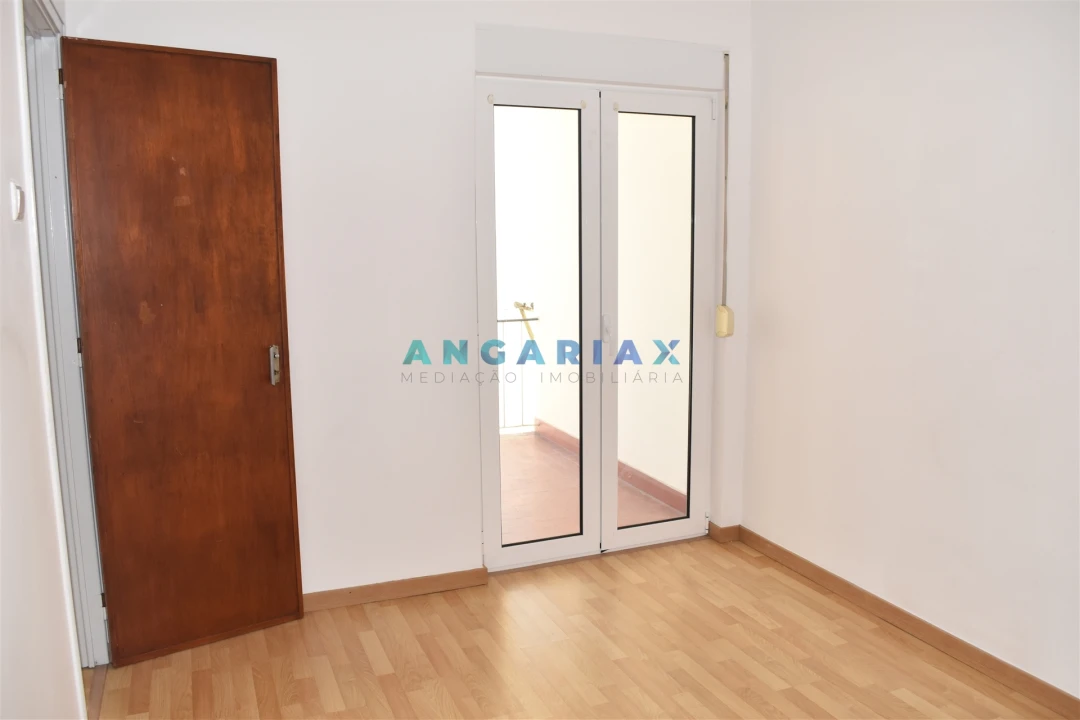 Apartamento T3 para Arrendamento em Leiria, Pousos, Barreira e Cortes Foto 18