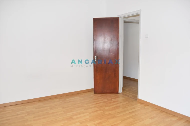 Apartamento T3 para Arrendamento em Leiria, Pousos, Barreira e Cortes Foto 11