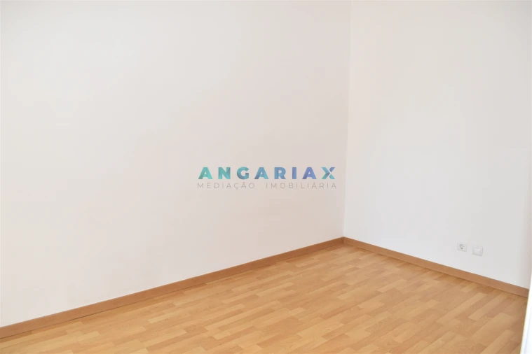 Apartamento T3 para Arrendamento em Leiria, Pousos, Barreira e Cortes Foto 17