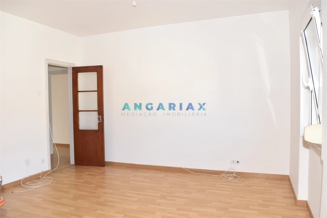 Apartamento T3 para Arrendamento em Leiria, Pousos, Barreira e Cortes Foto 6