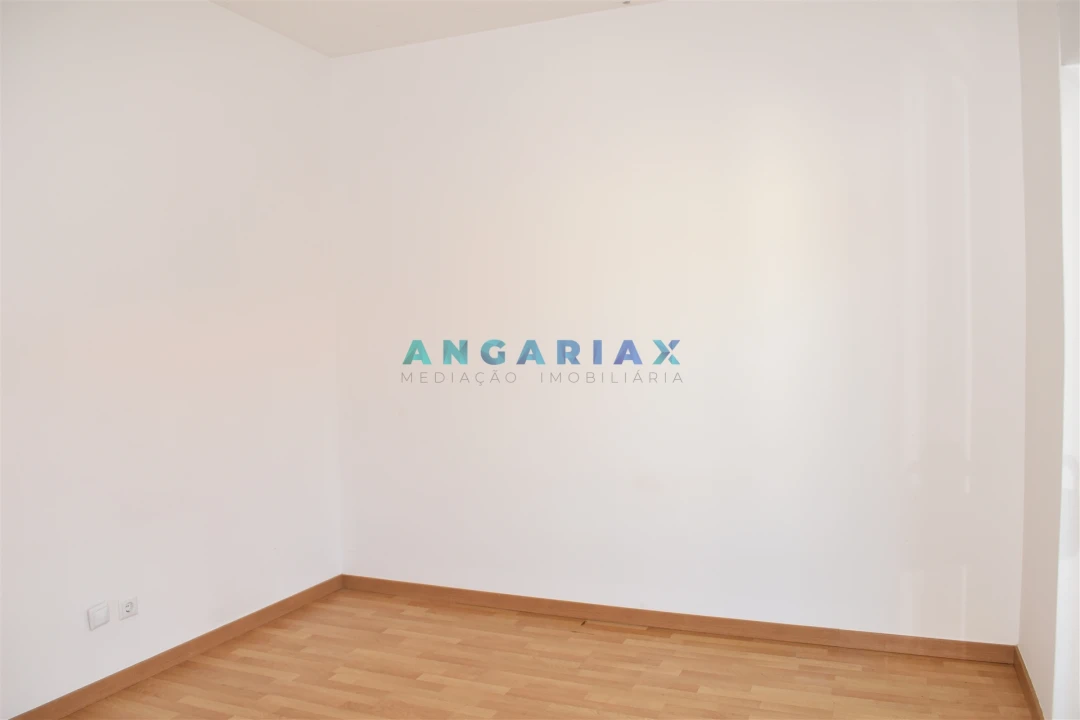 Apartamento T3 para Arrendamento em Leiria, Pousos, Barreira e Cortes Foto 10
