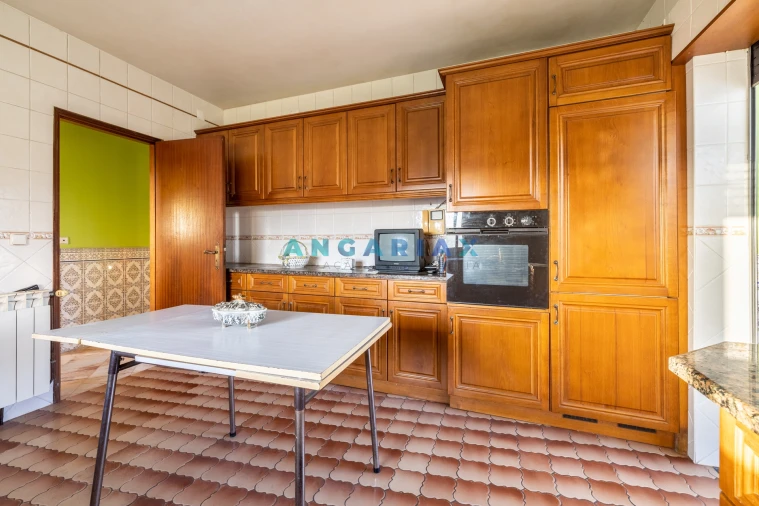 Moradia T3 para Venda em Marrazes e Barosa Foto 4