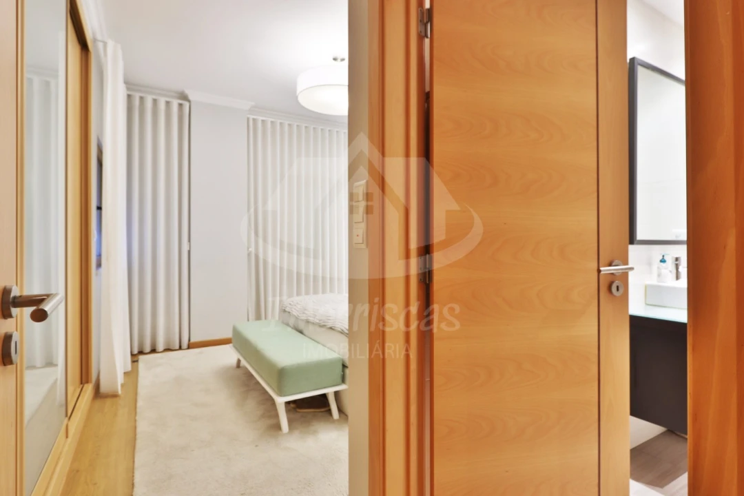 Apartamento T2 para Venda em Loures Foto 8