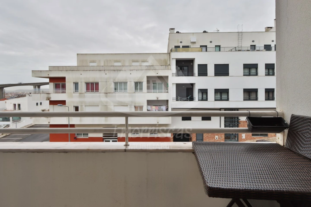 Apartamento T2 para Venda em Loures Foto 17