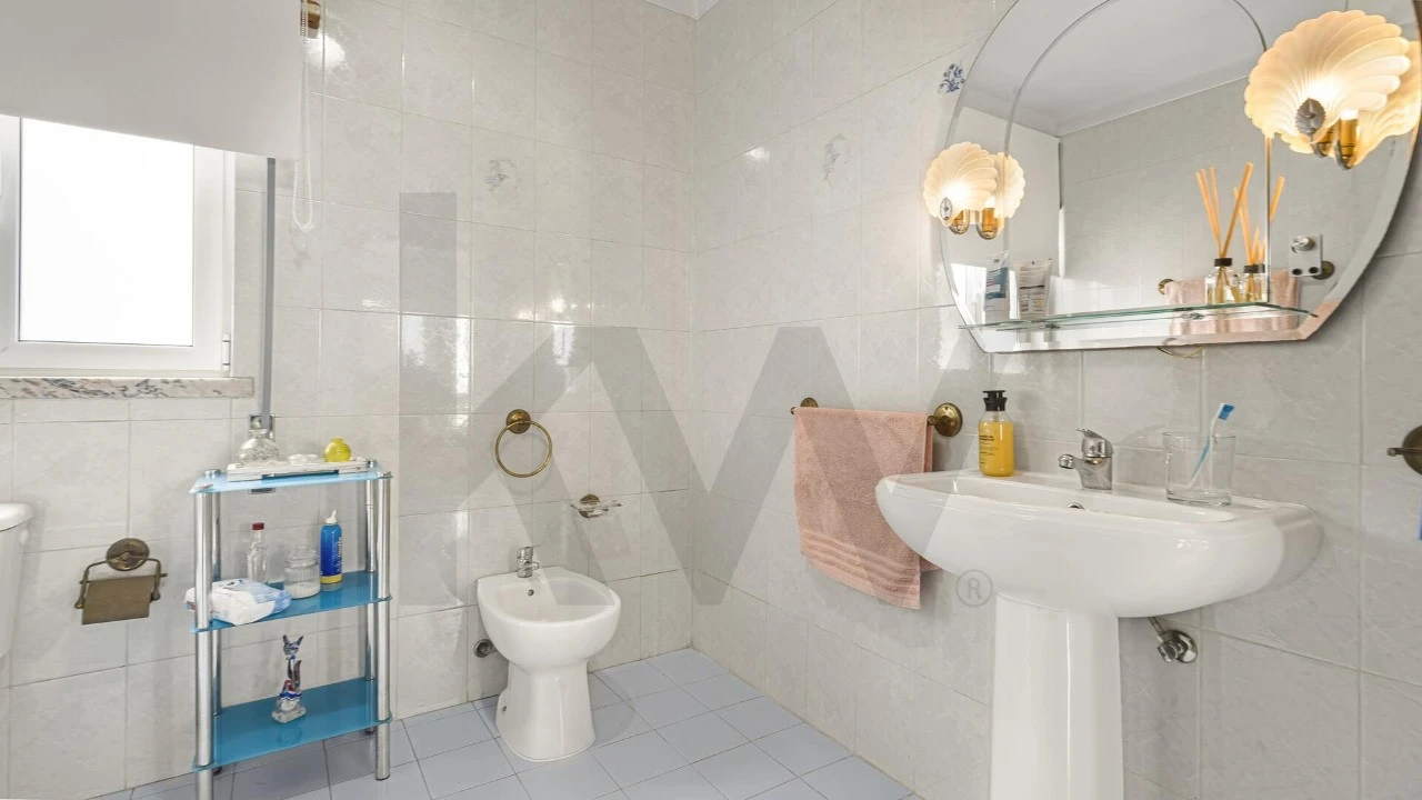 Moradia T4 para Venda em Marinha Grande Foto 11