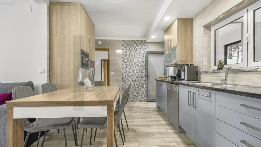 Moradia T4 para Venda em Marinha Grande Foto 4