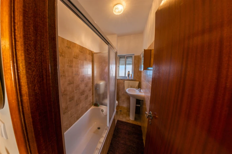 Apartamento T4 para Venda em Castelo Branco Foto 11