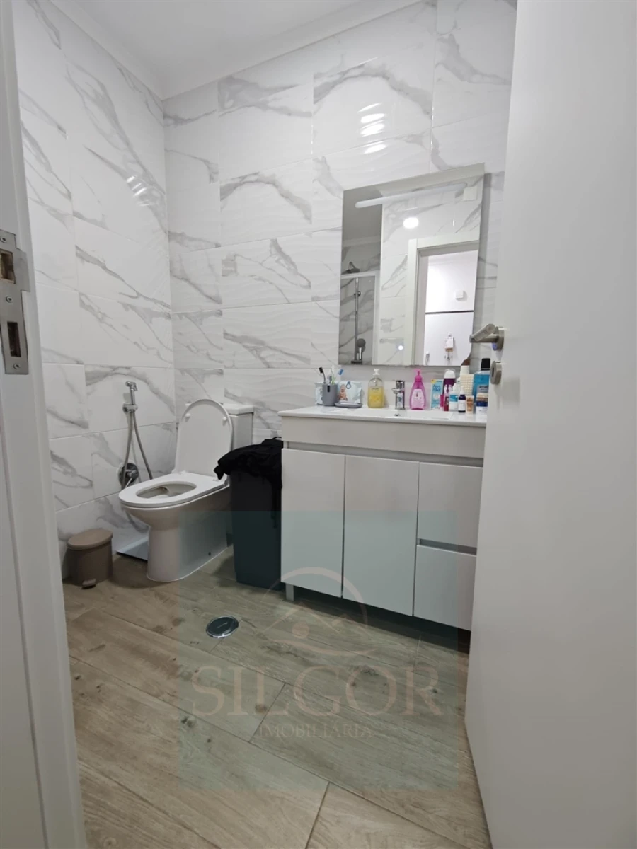 Apartamento T2 para Venda em Baixa da Banheira e Vale da Amoreira Foto 9