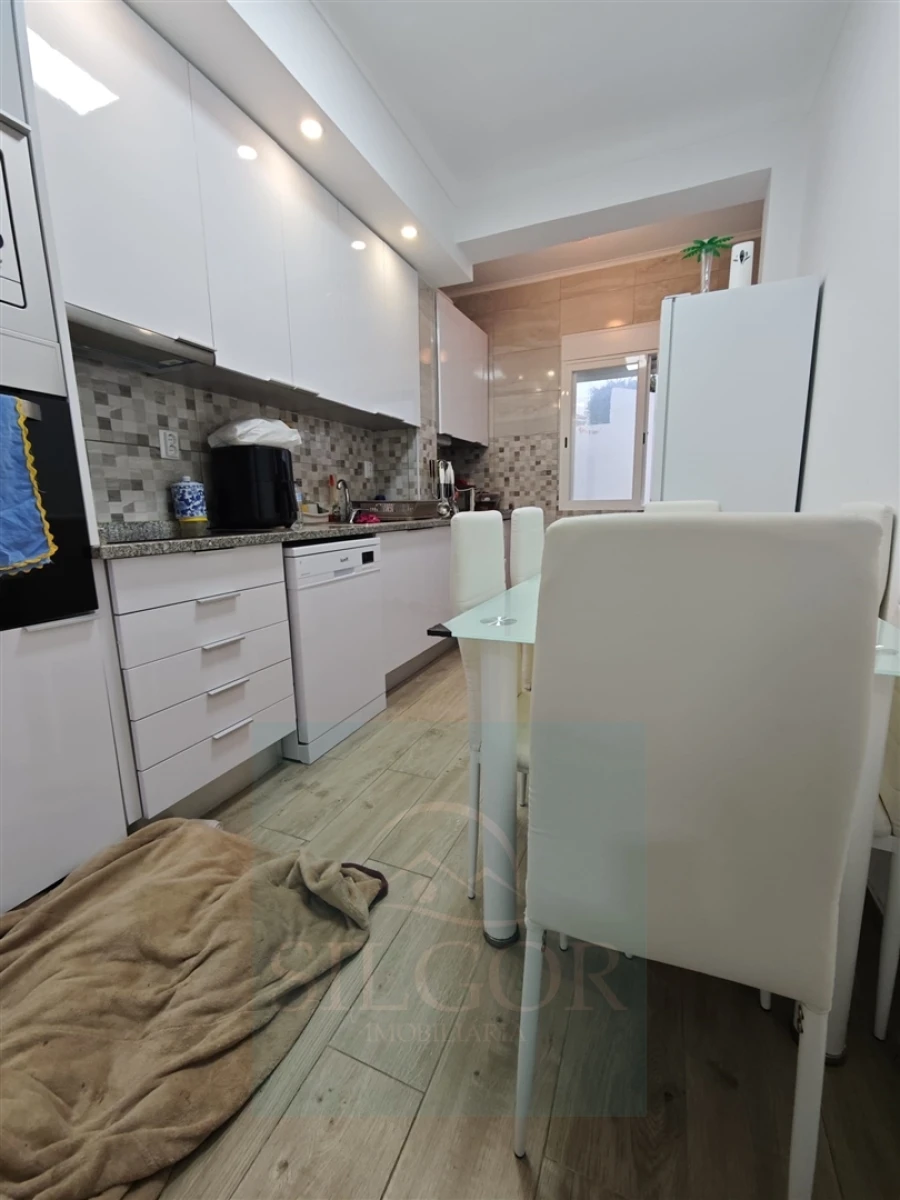 Apartamento T2 para Venda em Baixa da Banheira e Vale da Amoreira Foto 2