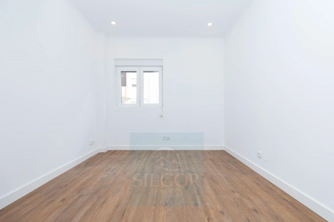 Apartamento T2 para Venda em Baixa da Banheira e Vale da Amoreira Foto 8